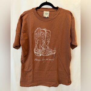 Women’s Graphic Tee Howdy L NWOT